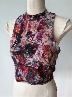 Lululemon everlux Urbantricity Crop tank